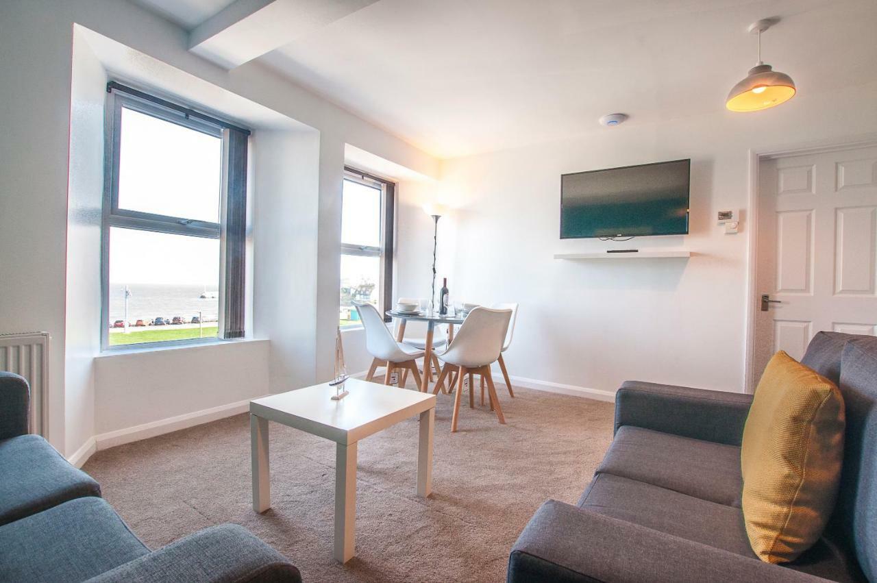 Five Way Apartments Пейнтън Екстериор снимка