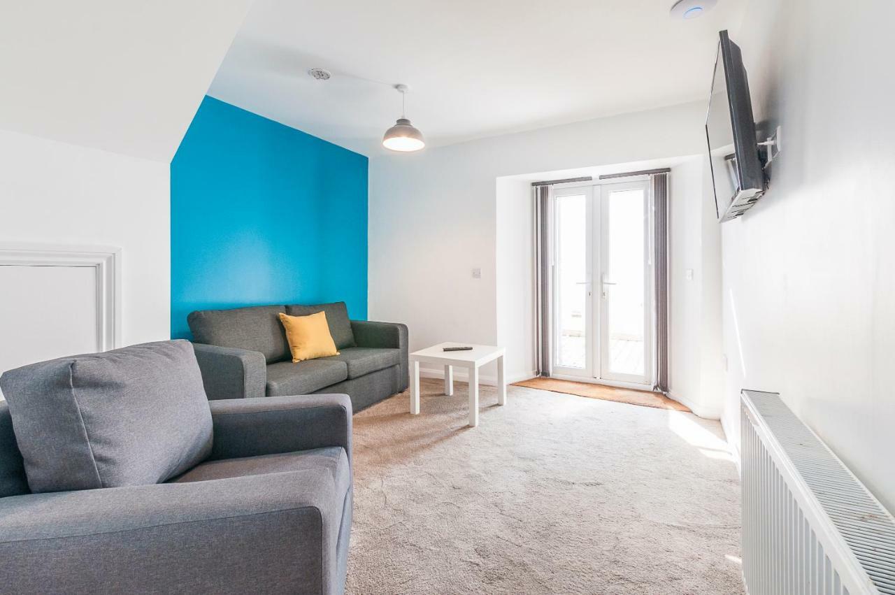 Five Way Apartments Пейнтън Екстериор снимка