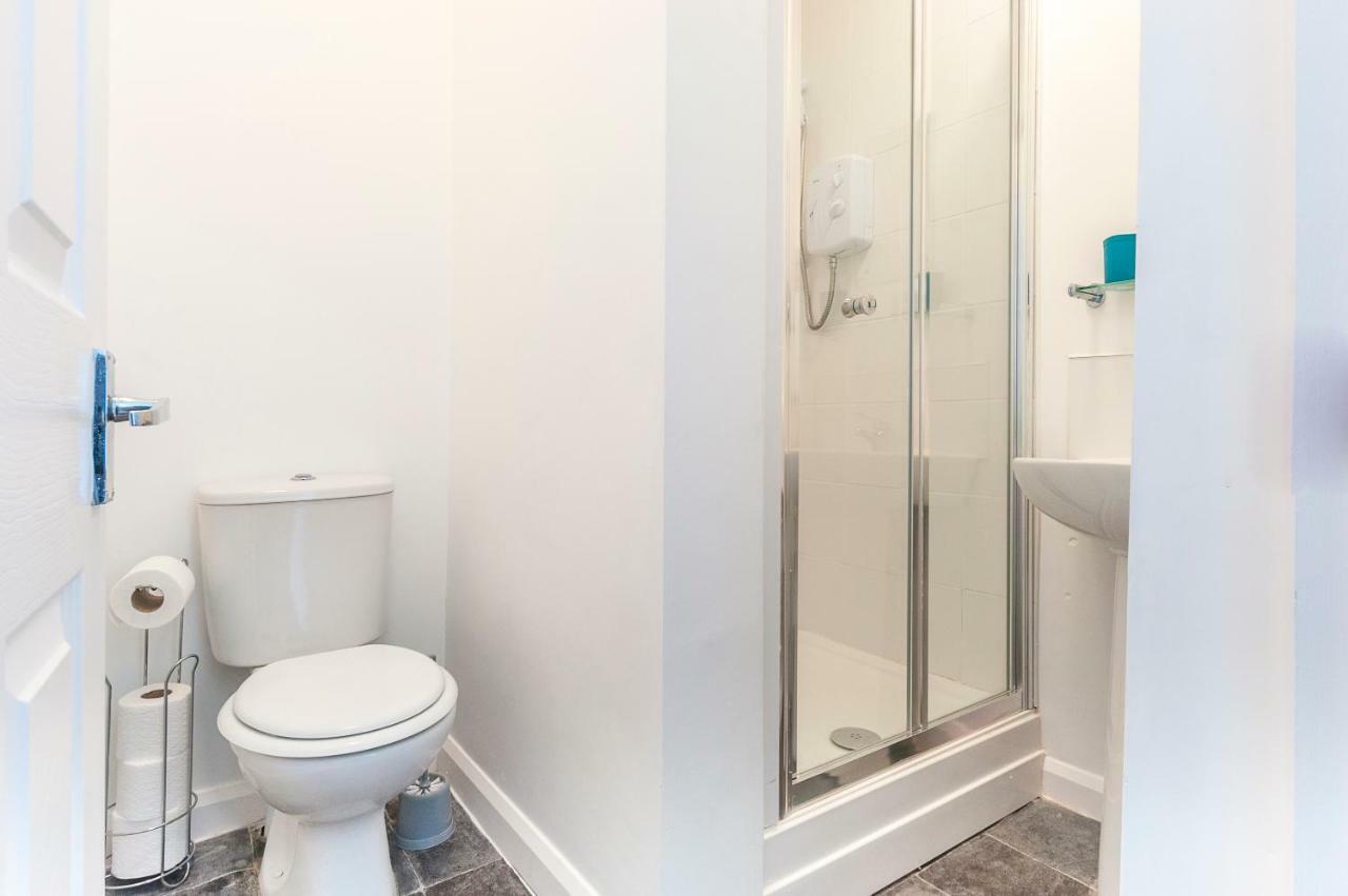 Five Way Apartments Пейнтън Екстериор снимка