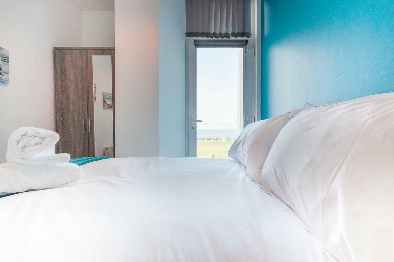 Five Way Apartments Пейнтън Екстериор снимка